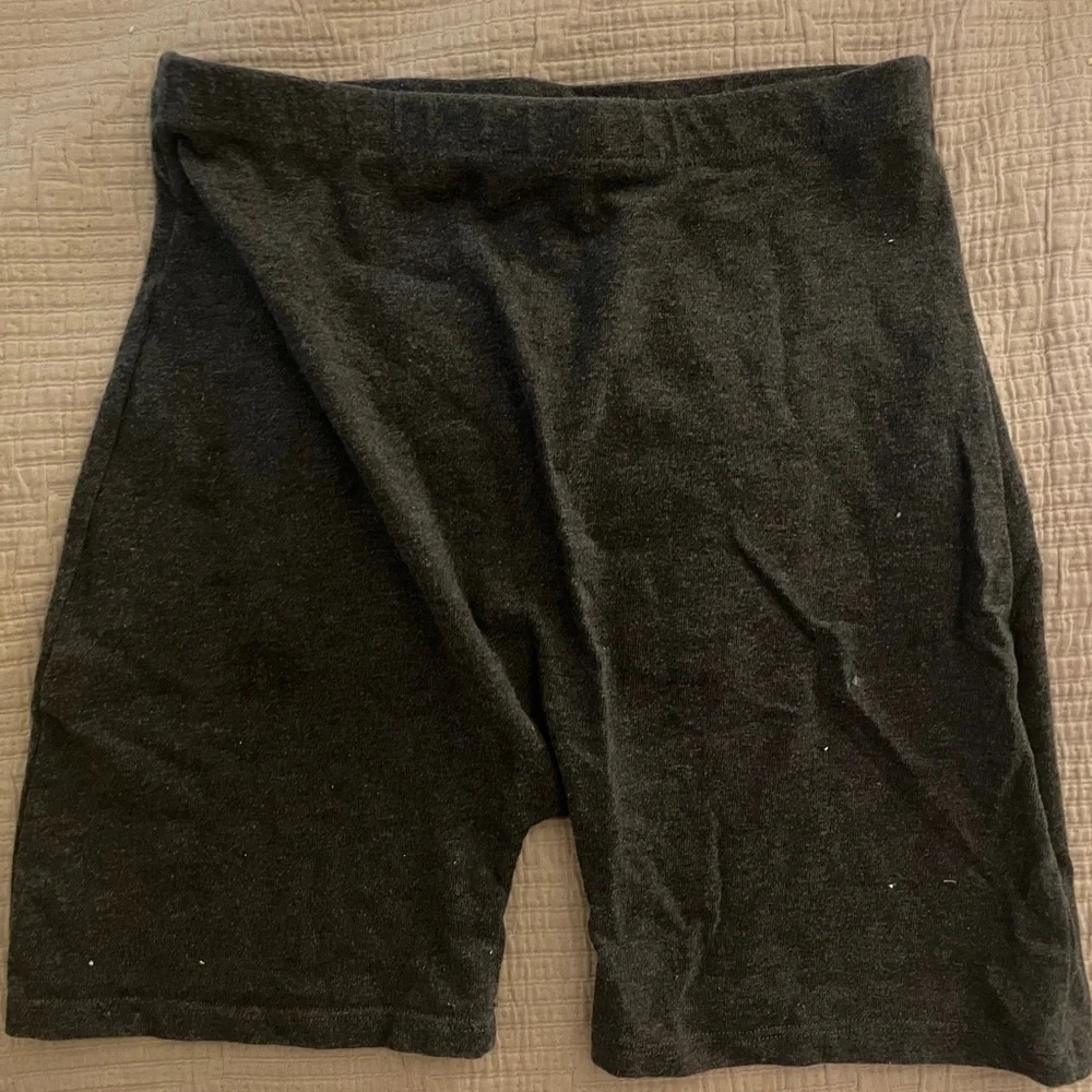 Brandy Melville Biker Shorts - Picture 1 of 2